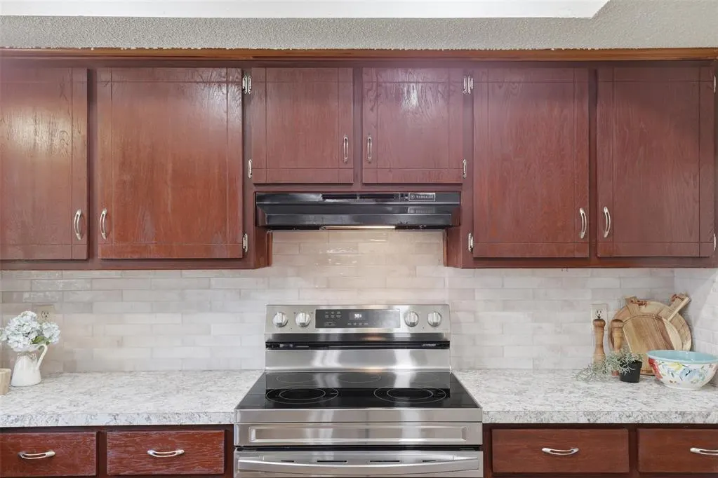 Photo 13 — 1113 Choctaw Ridge Road, Midwest City, OK 73130