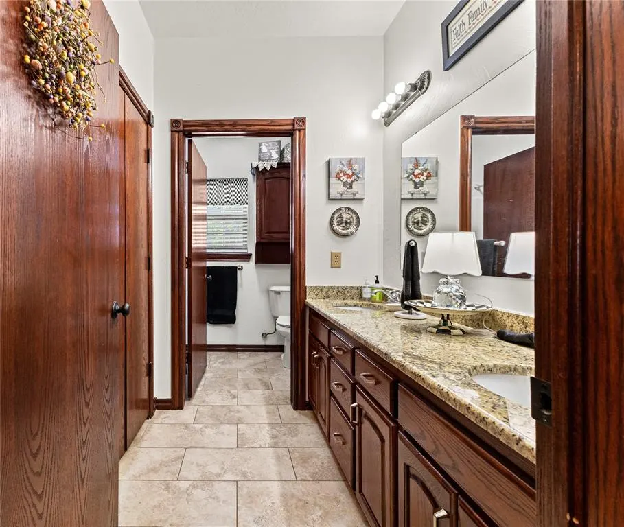Photo 19 — 123 W 6th Street, Hydro, OK 73048