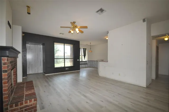 Photo 2 — 2212 SW 135th Place, Oklahoma City, OK 73170