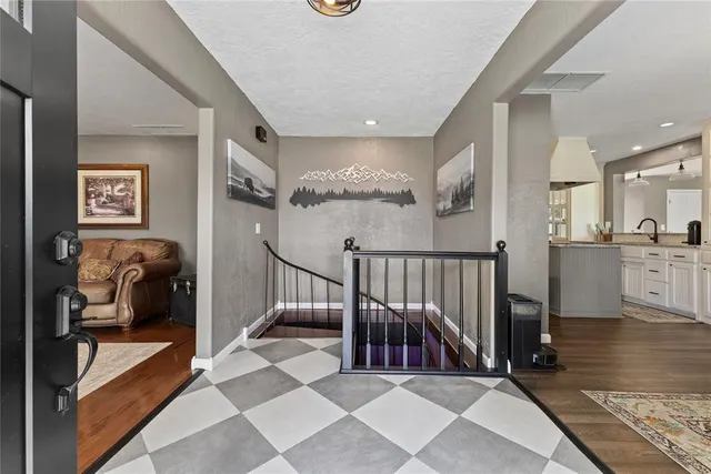 Photo 4 — 10095 N 2396 Road, Weatherford, OK 73096