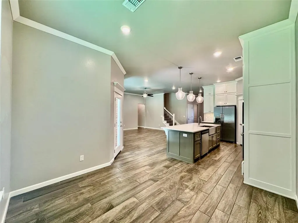 Photo 15 — 716 E Barajas Terrace, Mustang, OK 73064