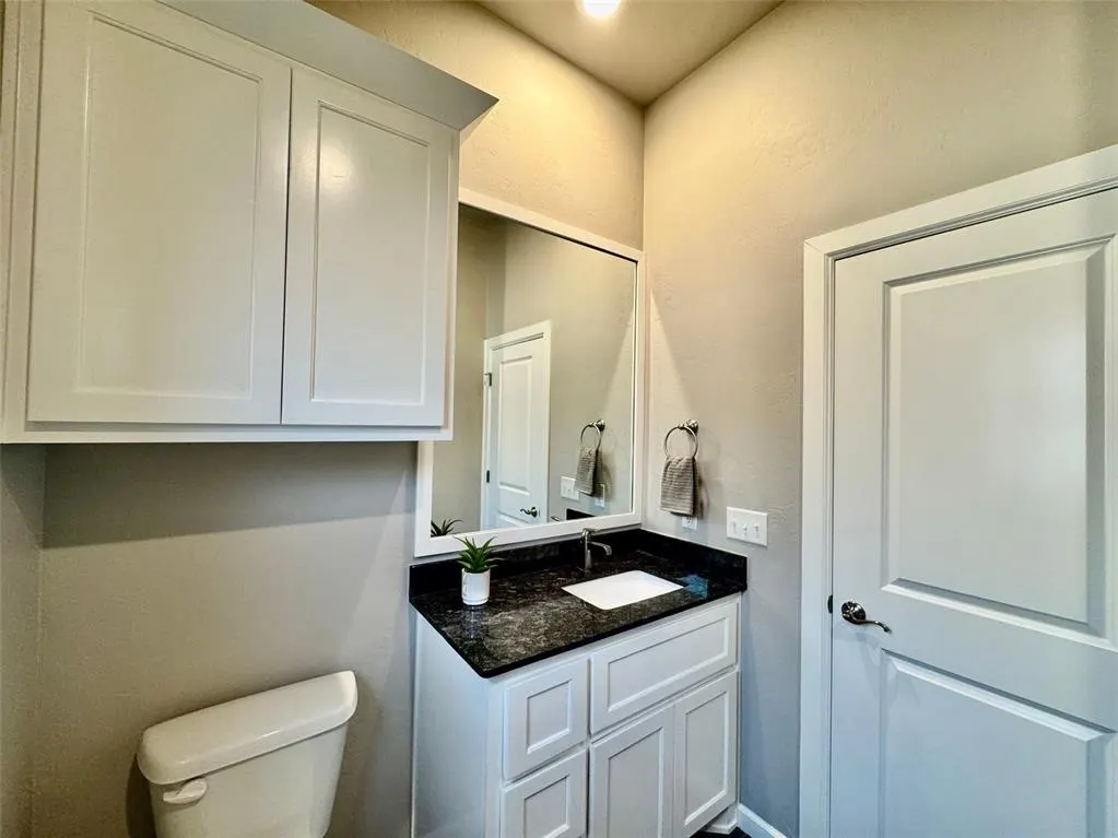 Photo 43 — 716 E Barajas Terrace, Mustang, OK 73064