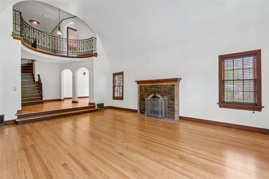 Photo 9 — 2124 NW 27th Street, Oklahoma City, OK 73107