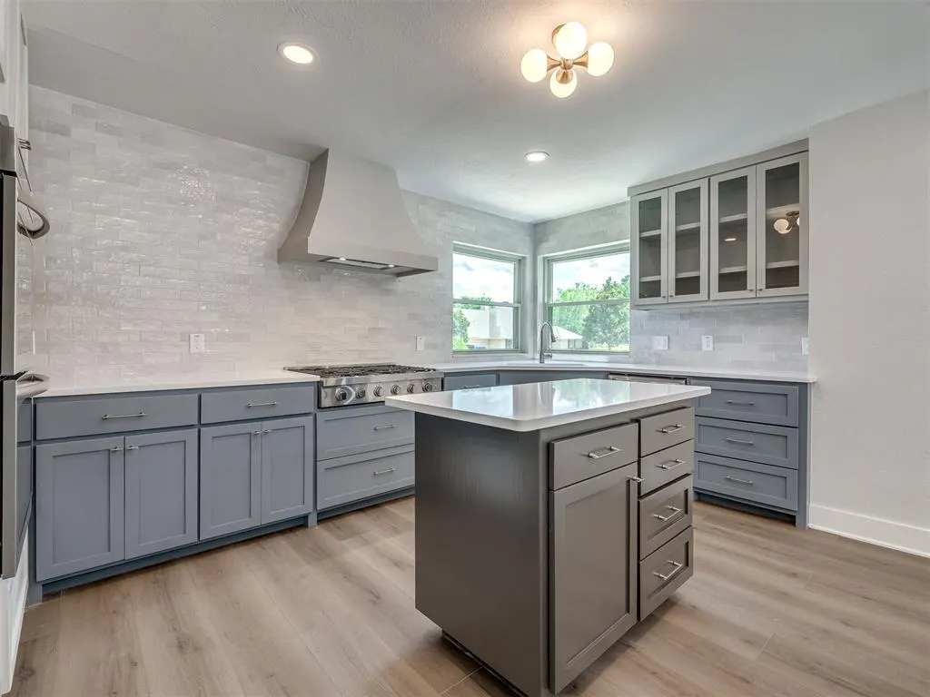 Photo 14 — 1801 Faircloud Drive, Edmond, OK 73034