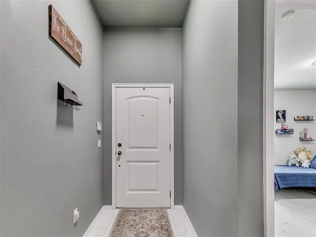 Photo 3 — 5610 Clearwater Drive, Oklahoma City, OK 73179