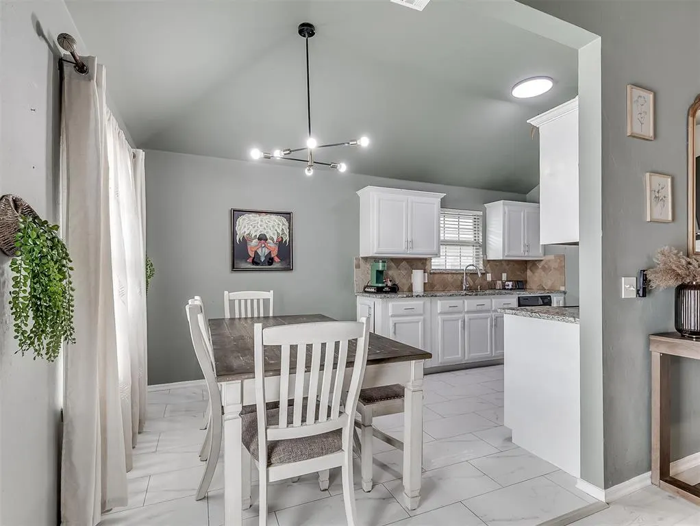 Photo 8 — 5610 Clearwater Drive, Oklahoma City, OK 73179