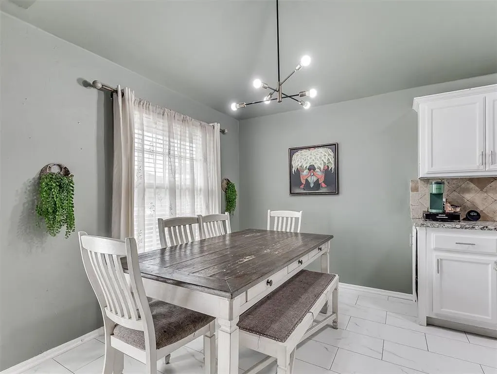 Photo 9 — 5610 Clearwater Drive, Oklahoma City, OK 73179