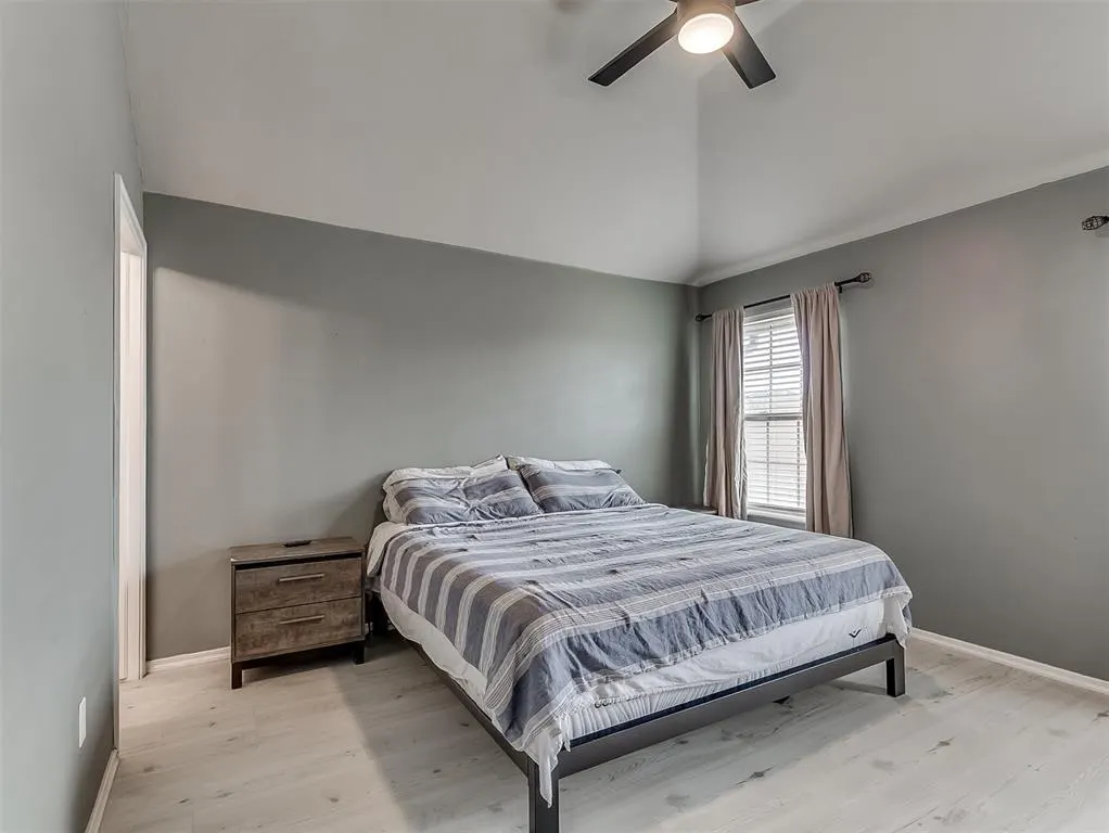 Photo 18 — 5610 Clearwater Drive, Oklahoma City, OK 73179