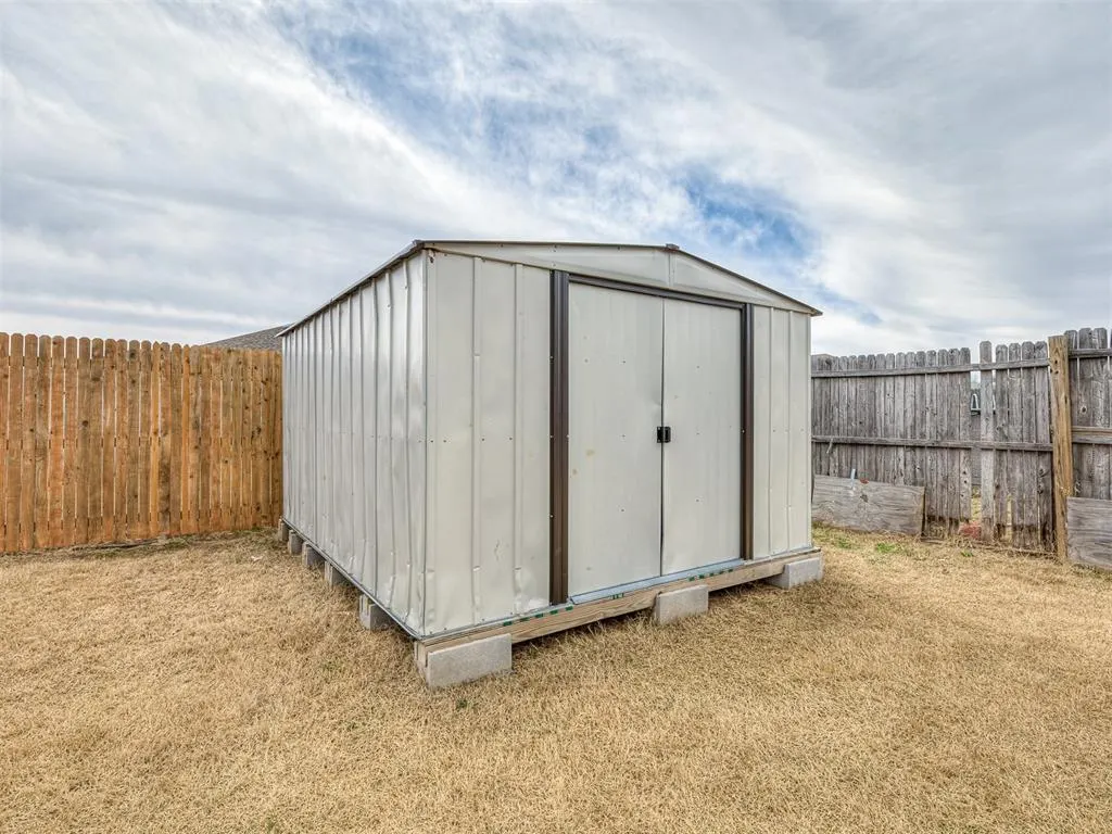 Photo 36 — 5610 Clearwater Drive, Oklahoma City, OK 73179