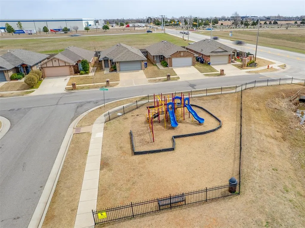 Photo 40 — 5610 Clearwater Drive, Oklahoma City, OK 73179