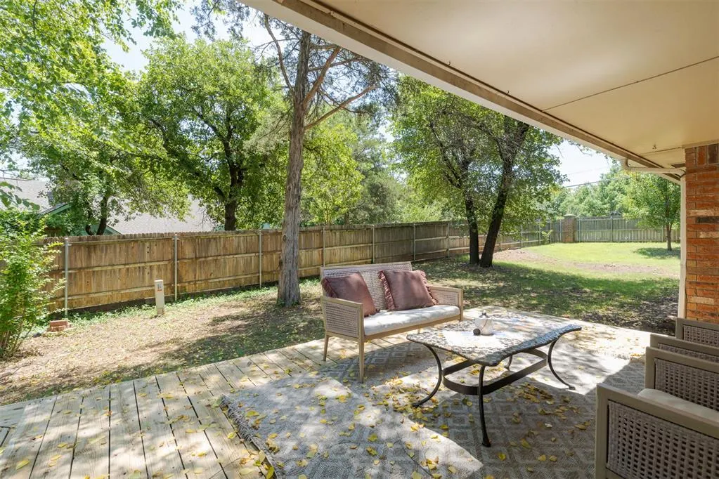 Photo 2 — 1416 Brixton Road, Edmond, OK 73034