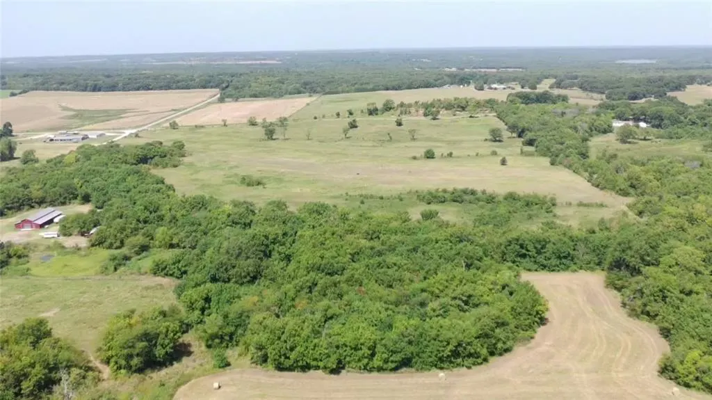 Photo 5 — 103169 N 3775 Road, Okemah, OK 74859