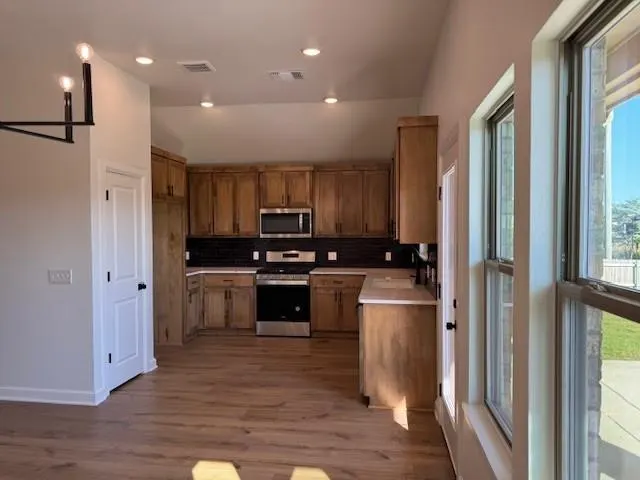 Photo 10 — 490 Elena Drive, Blanchard, OK 73010