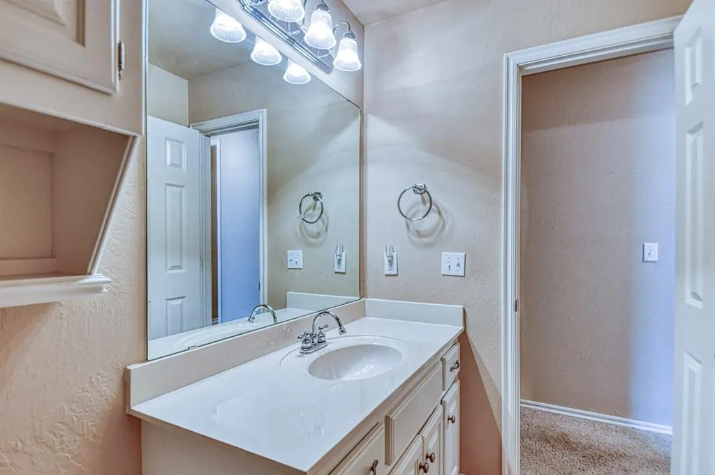 Photo 32 — 2821 Stonebridge Court, Norman, OK 73071
