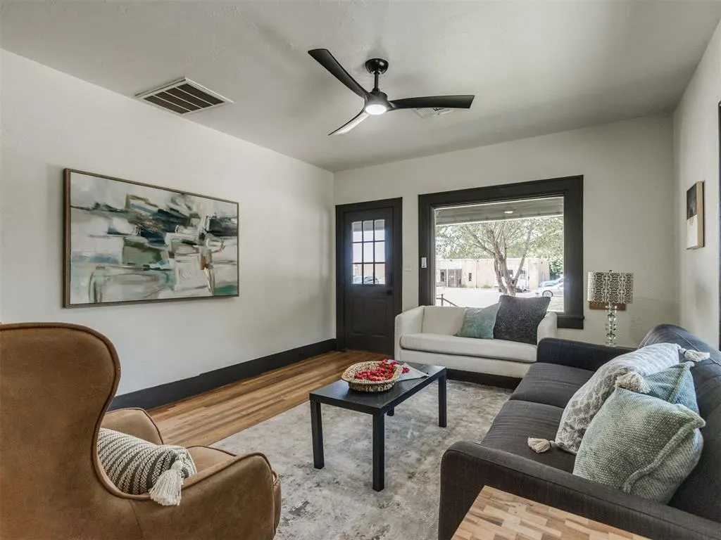 Photo 4 — 315 N Crawford Avenue, Norman, OK 73069