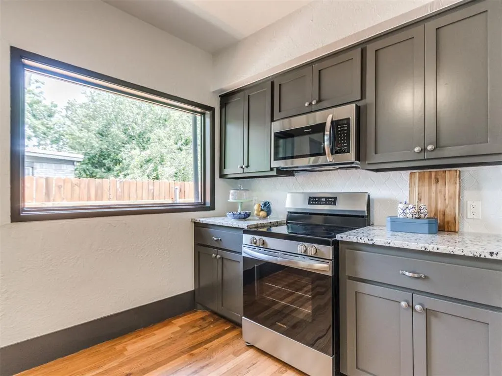Photo 12 — 315 N Crawford Avenue, Norman, OK 73069