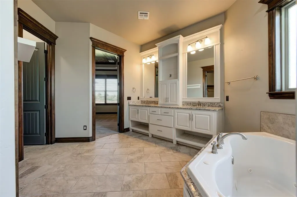 Photo 20 — 12448 SW 110th Street, Mustang, OK 73064
