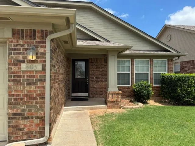 Photo 2 — 805 Grickle Drive, Norman, OK 73069
