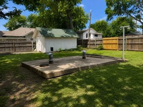 Photo 10 — 402 E Maple Street, Cushing, OK 74023