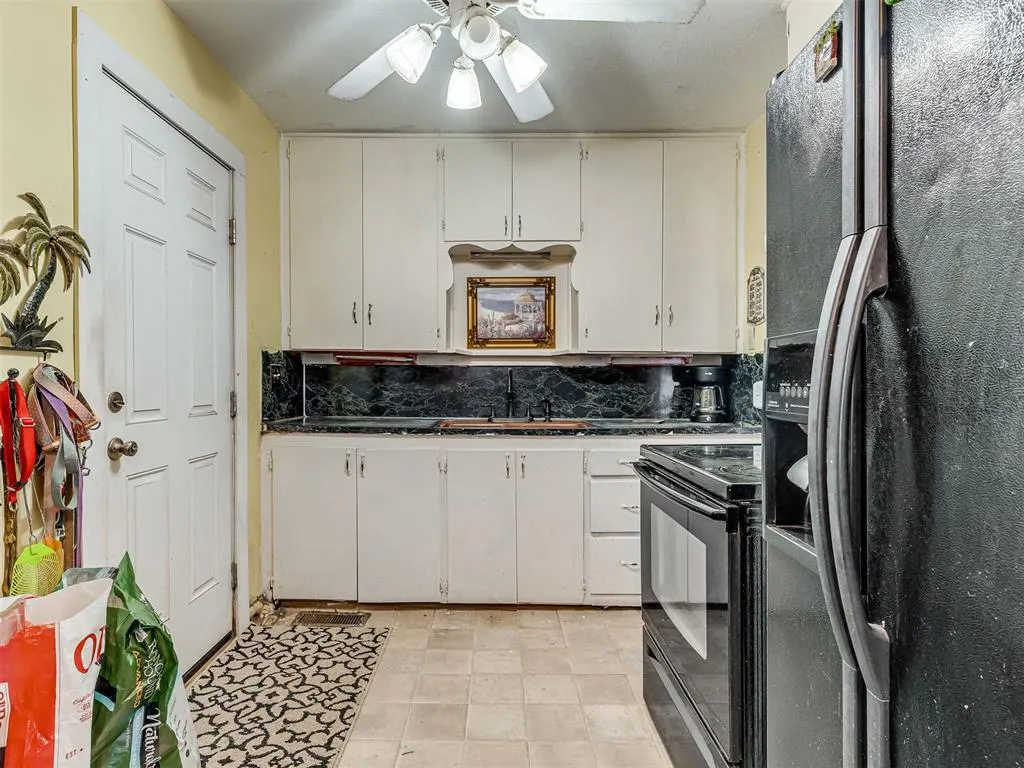 Photo 8 — 13107 N 2870 Road, Dover, OK 73734