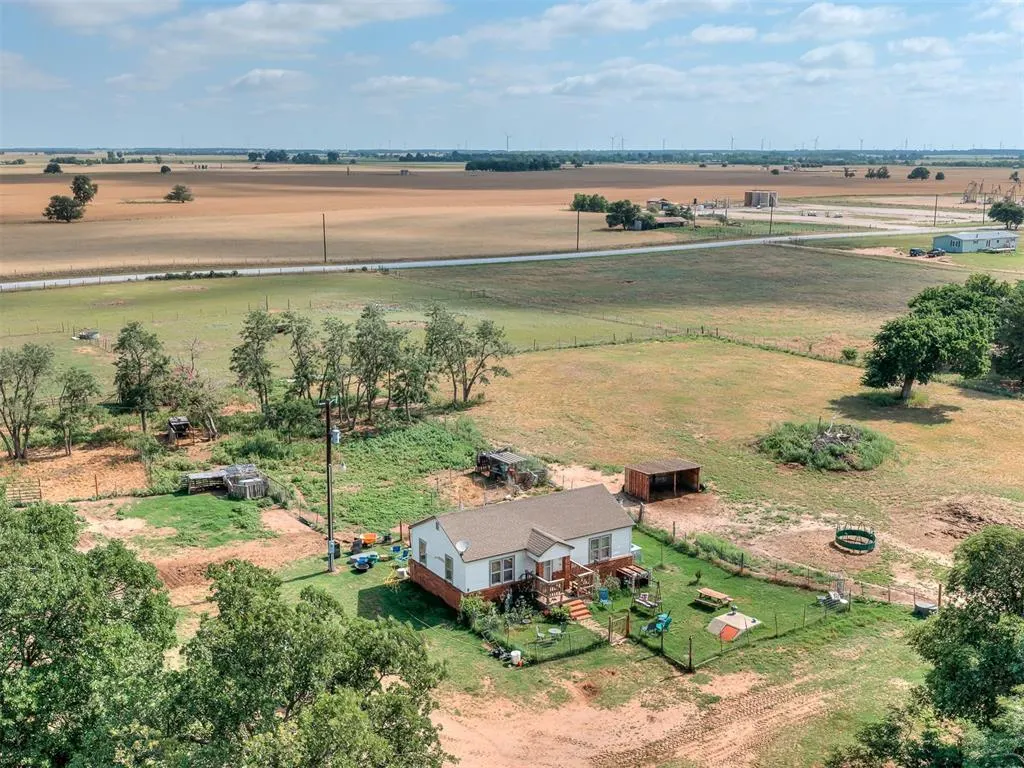 Photo 21 — 13107 N 2870 Road, Dover, OK 73734