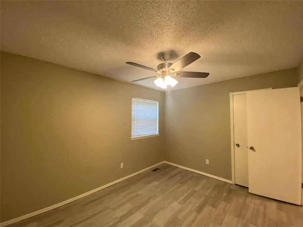 Photo 6 — 2433 N Shady Tree Drive, Edmond, OK 73013