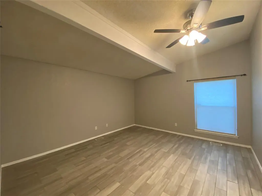 Photo 14 — 2433 N Shady Tree Drive, Edmond, OK 73013