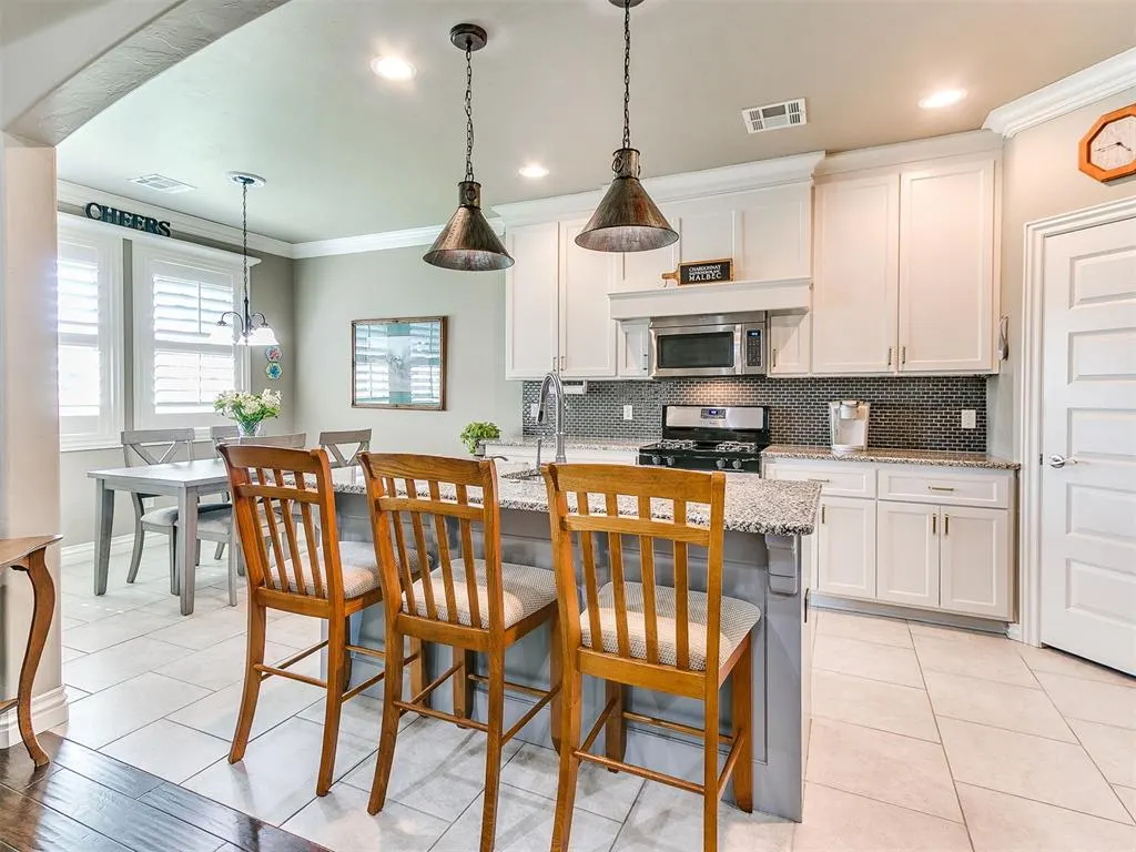 Photo 12 — 16717 Doyle Drive, Edmond, OK 73012