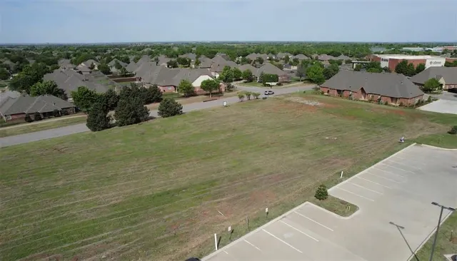 Photo 4 — 0 Covell Village Drive, Edmond, OK 73003