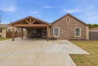 Sold home at 2733 SW 64th Street