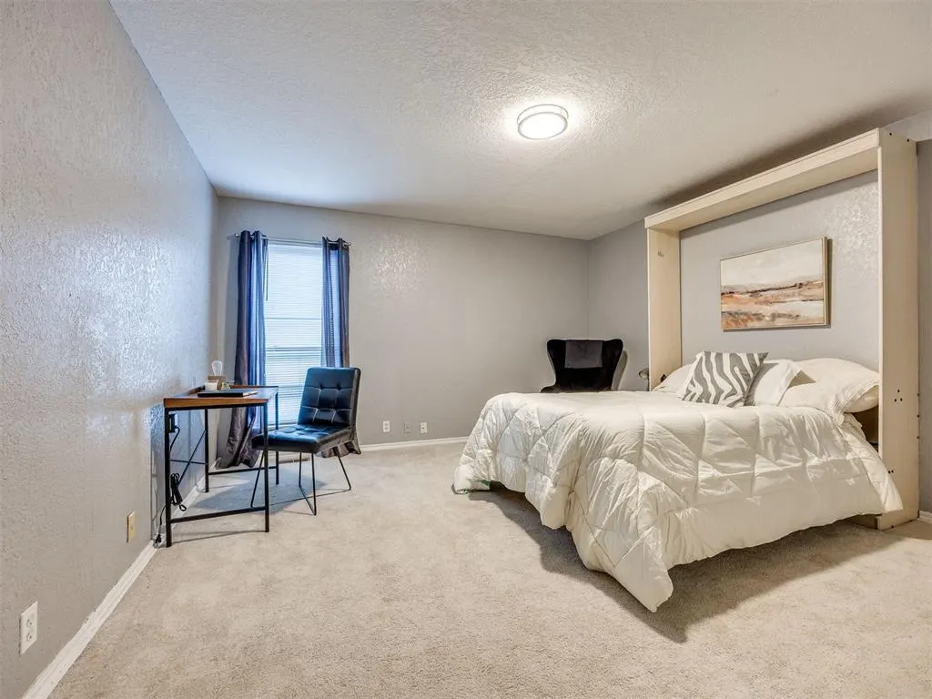 Photo 18 — 6612 Briarcreek Drive, Oklahoma City, OK 73162