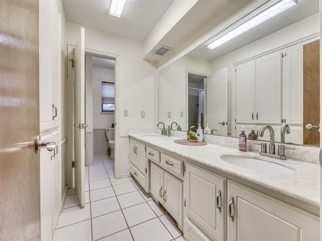 Photo 21 — 6612 Briarcreek Drive, Oklahoma City, OK 73162