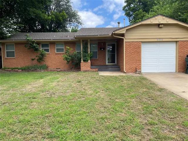 Front exterior — 825 E Towry Drive, Oklahoma City, OK 73110