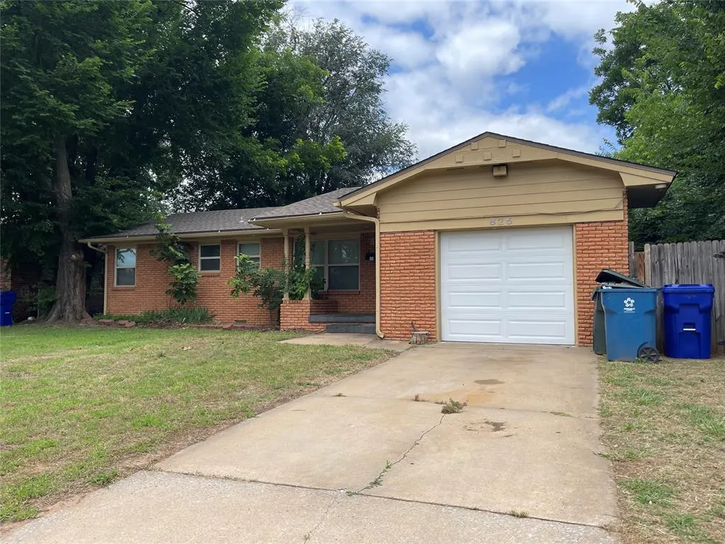 Photo 2 — 825 E Towry Drive, Oklahoma City, OK 73110