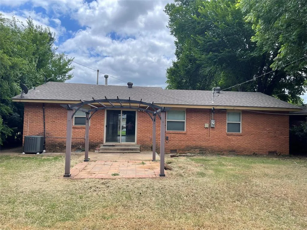 Photo 36 — 825 E Towry Drive, Oklahoma City, OK 73110