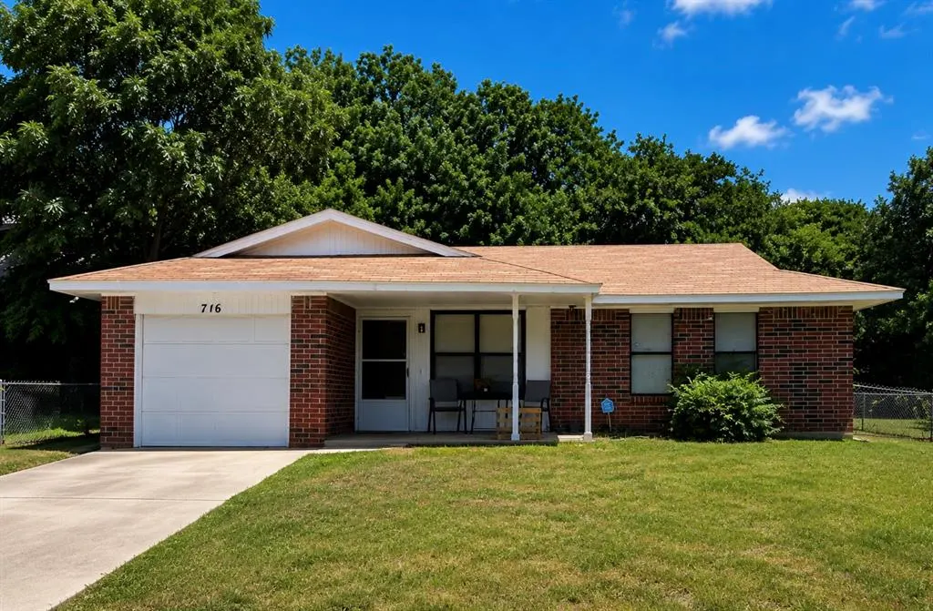 Front exterior — 716 Briarwood Drive, Oklahoma City, OK 73130