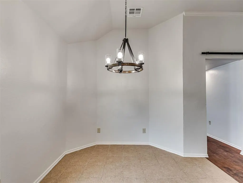 Photo 13 — 9213 NW 77th Street, Yukon, OK 73099