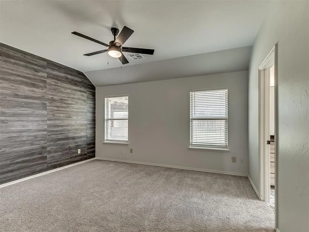 Photo 21 — 9213 NW 77th Street, Yukon, OK 73099