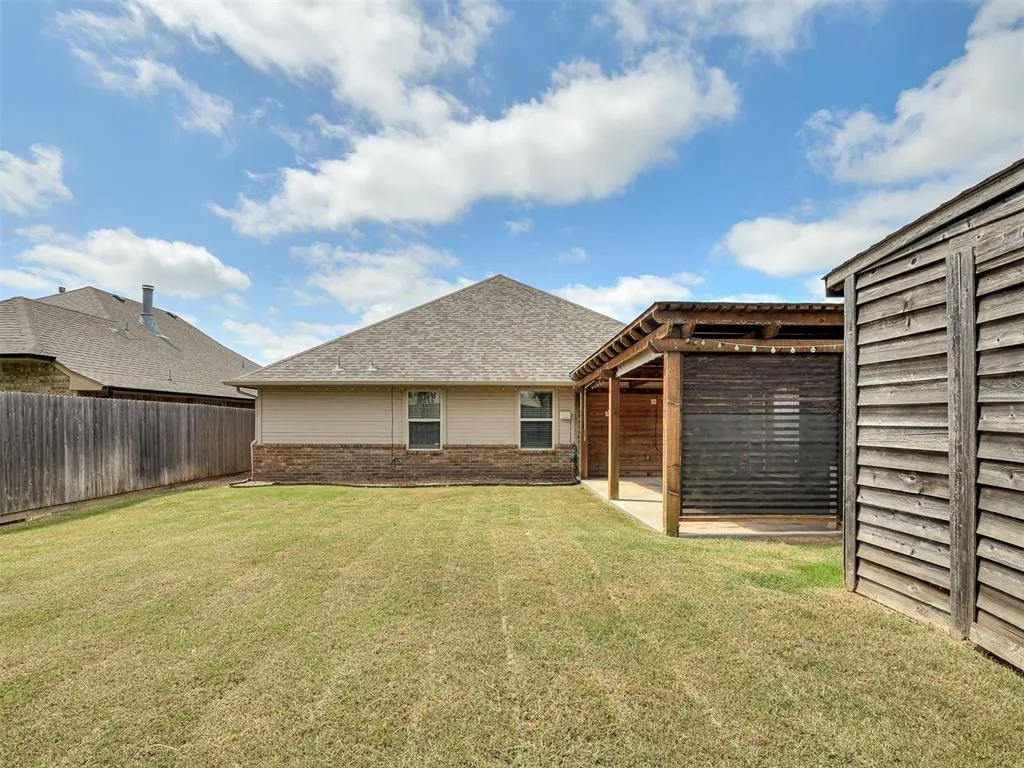 Photo 46 — 9213 NW 77th Street, Yukon, OK 73099