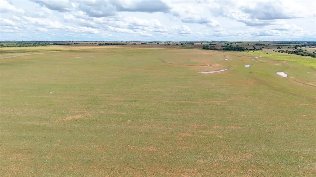 Photo 3 — S I-40 Frontage Road, Weatherford, OK 73096