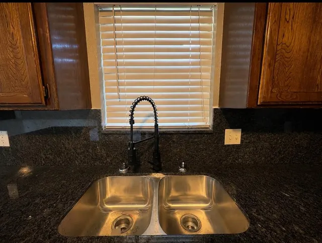 Photo 5 — 1054 Cumberland Mansion, Yukon, OK 73099
