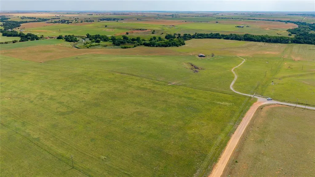 Photo 10 — 0000 E Lawter Road, Weatherford, OK 73096