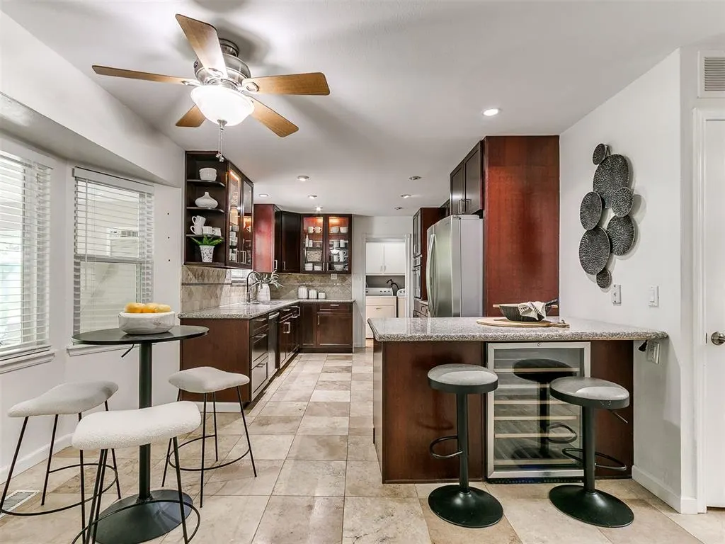 Photo 3 — 7309 N Hammond Avenue, Warr Acres, OK 73132