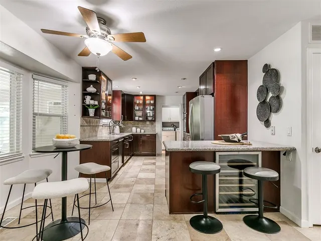 Photo 3 — 7309 N Hammond Avenue, Warr Acres, OK 73132