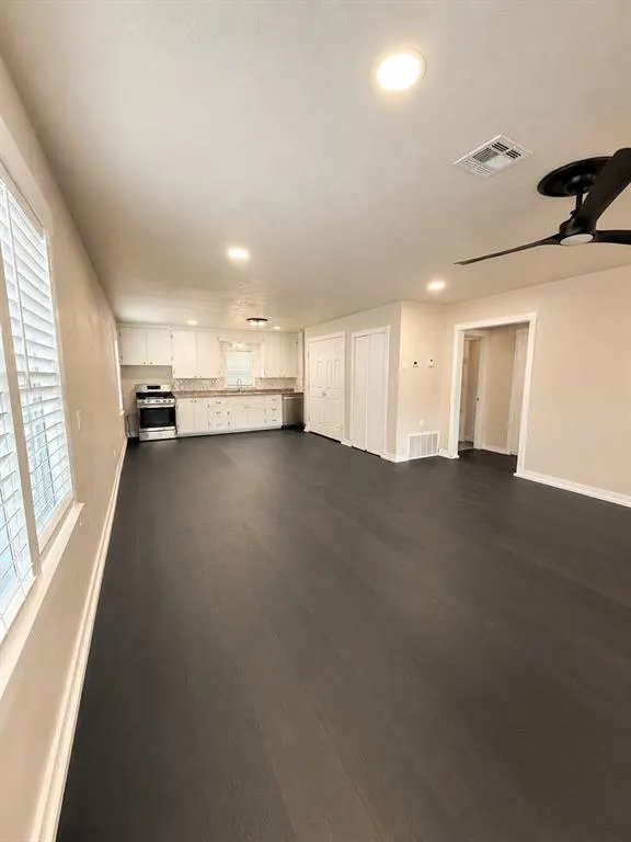 Photo 2 — 203 W Pine Street, Tuttle, OK 73089