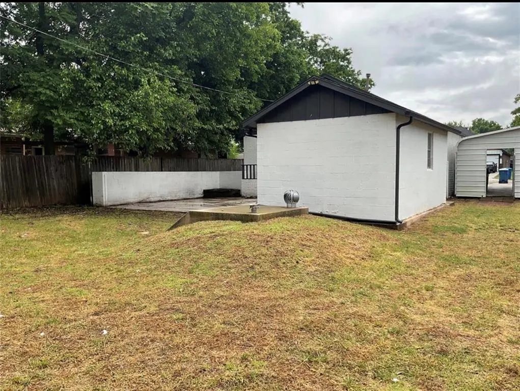 Photo 11 — 203 W Pine Street, Tuttle, OK 73089