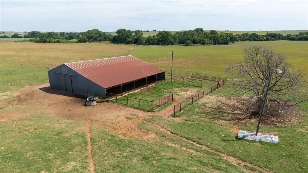 Photo 9 — 0000 E Lawter Road, Weatherford, OK 73096