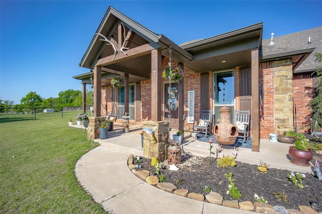 Photo 5 — 15740 230th Street, Blanchard, OK 73010