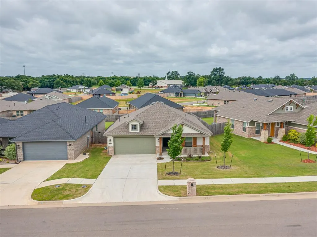 Photo 37 — 371 Park Lane, Harrah, OK 73045