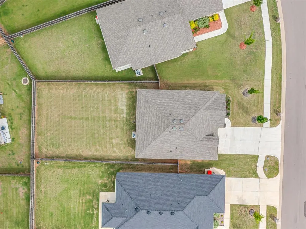 Photo 39 — 371 Park Lane, Harrah, OK 73045